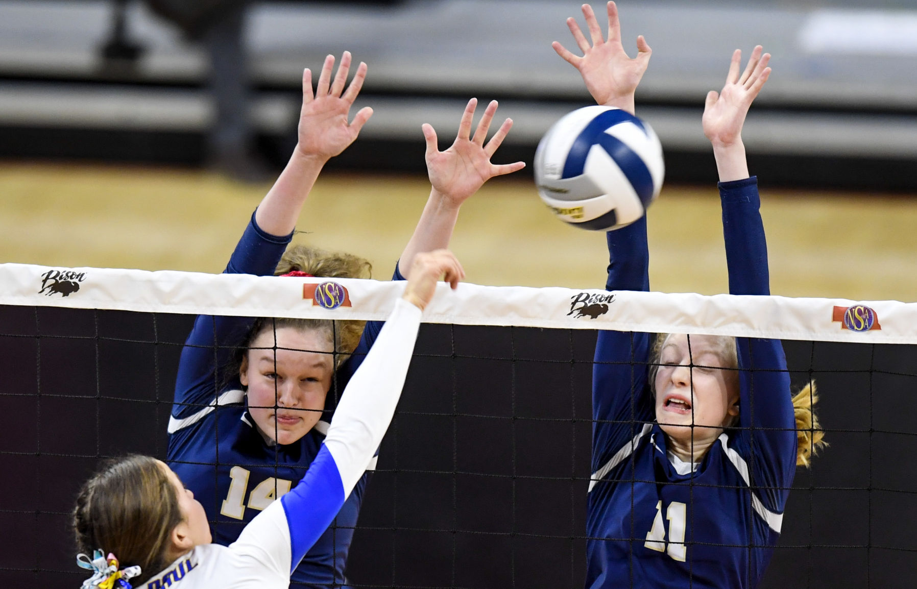Lincoln Lutheran vs. St. Paul, 11.9